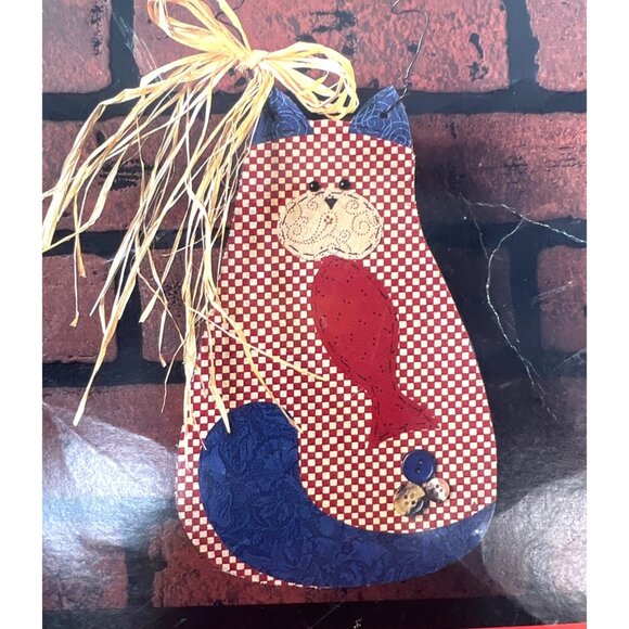 Wooden Wonders Cat Design Precut Wood & Cotton Fabric Applique Kit - Picture 2 of 5